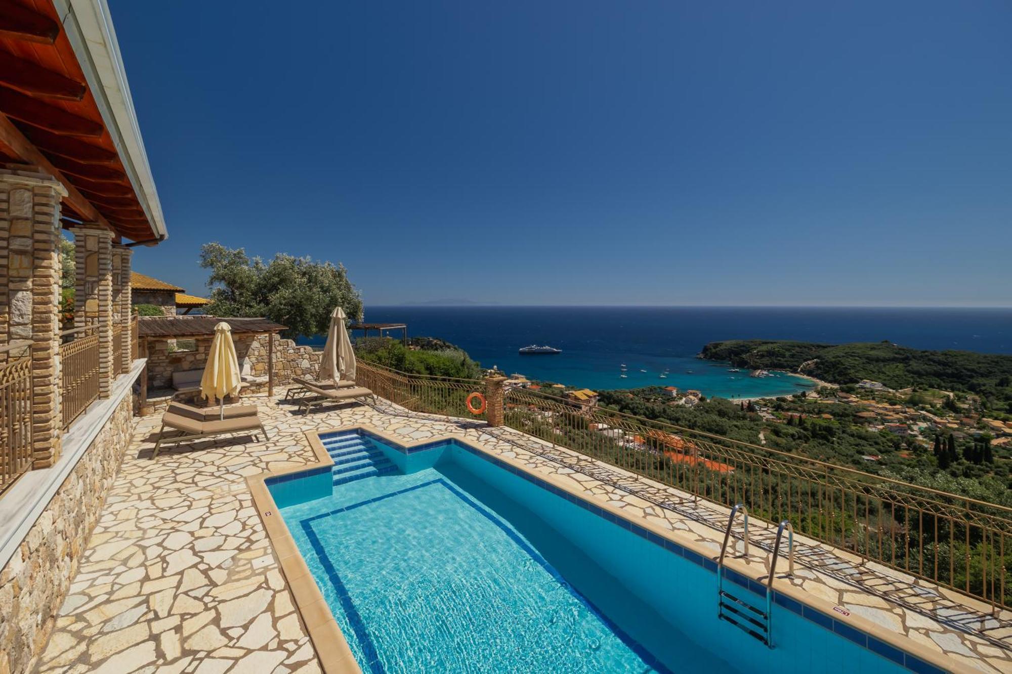 Apolis Villas & Suites Resort بارغا المظهر الخارجي الصورة